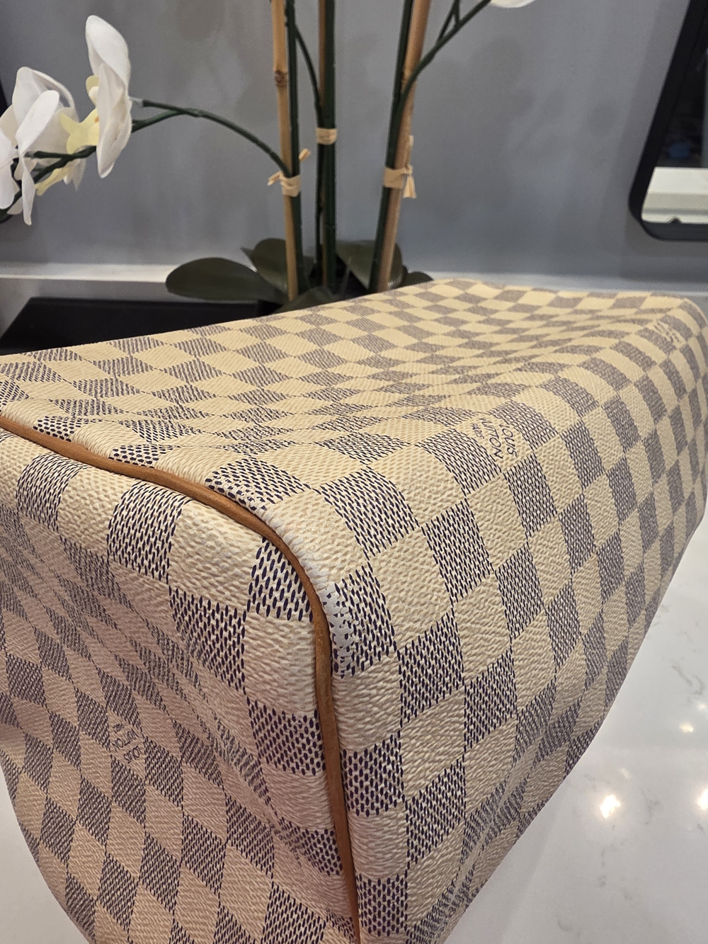 Louis Vuitton Damier Azur Satchel in Cream and Tan - Picture 6 of 16